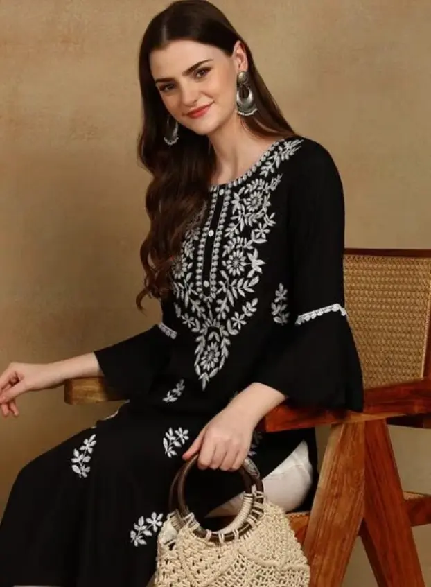 Women Embroidery Kurta